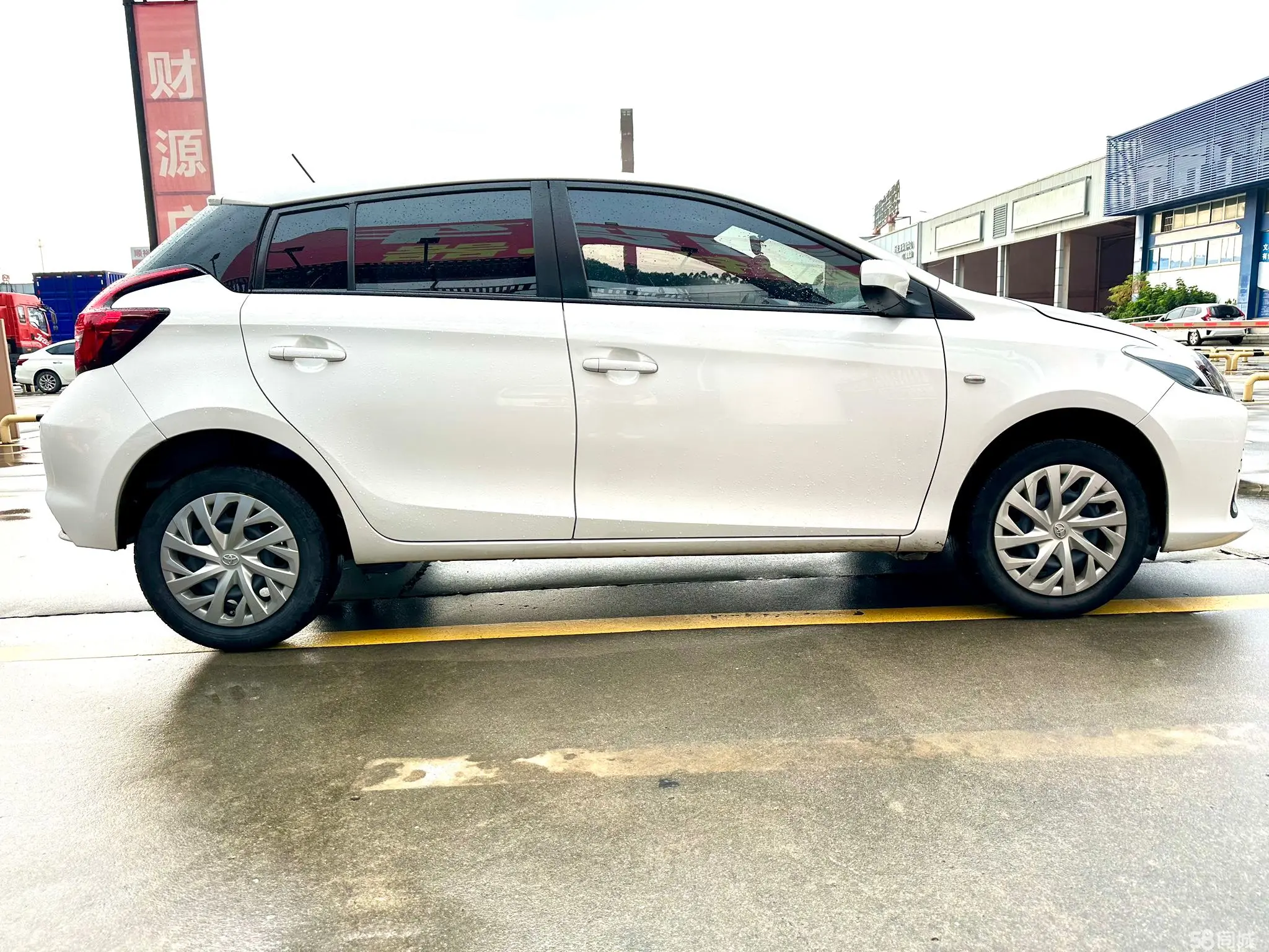 Toyota Vios FS 2020 immagine di auto #12