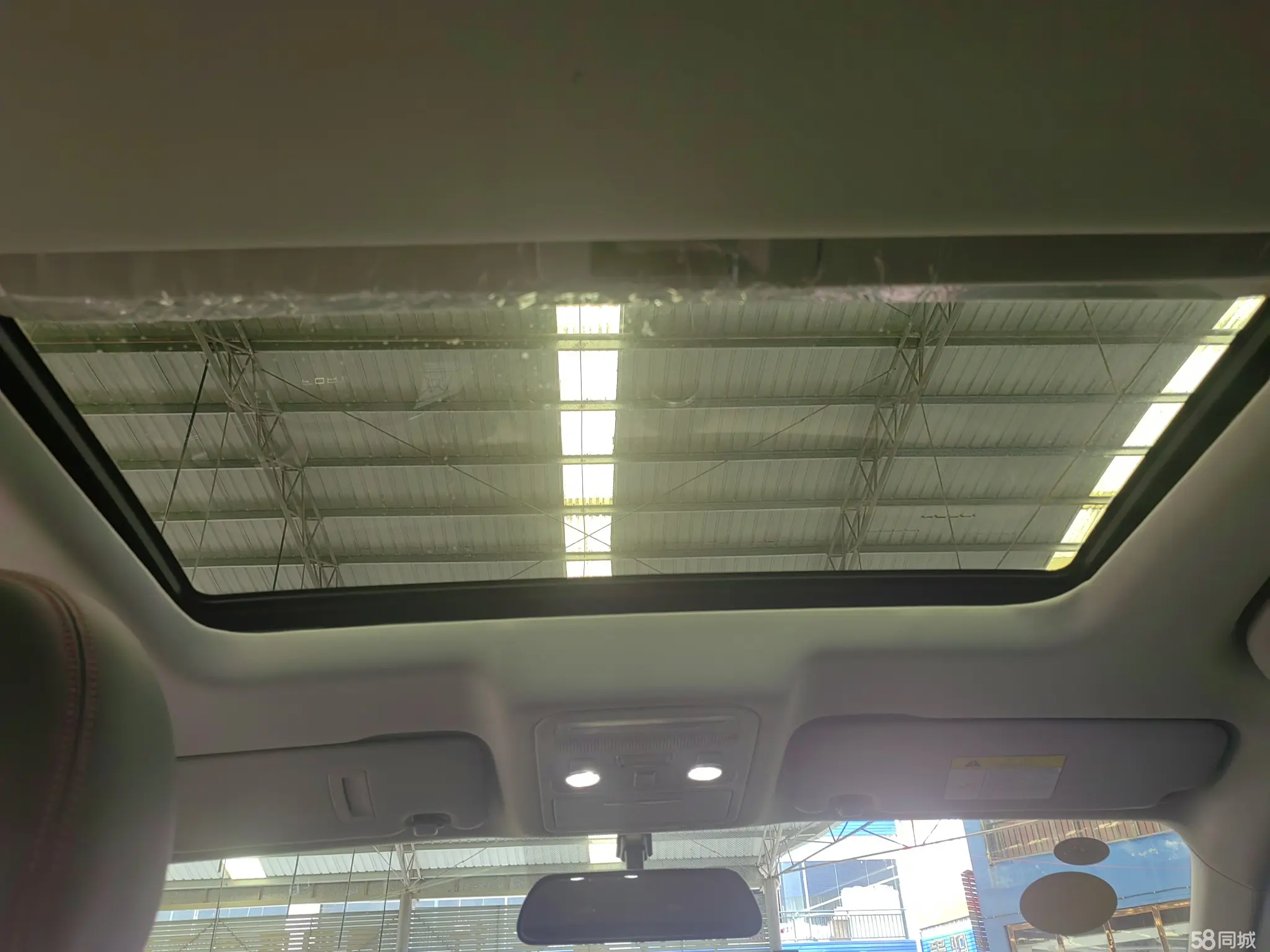 Forthing T5 EVO 2021 car image #12