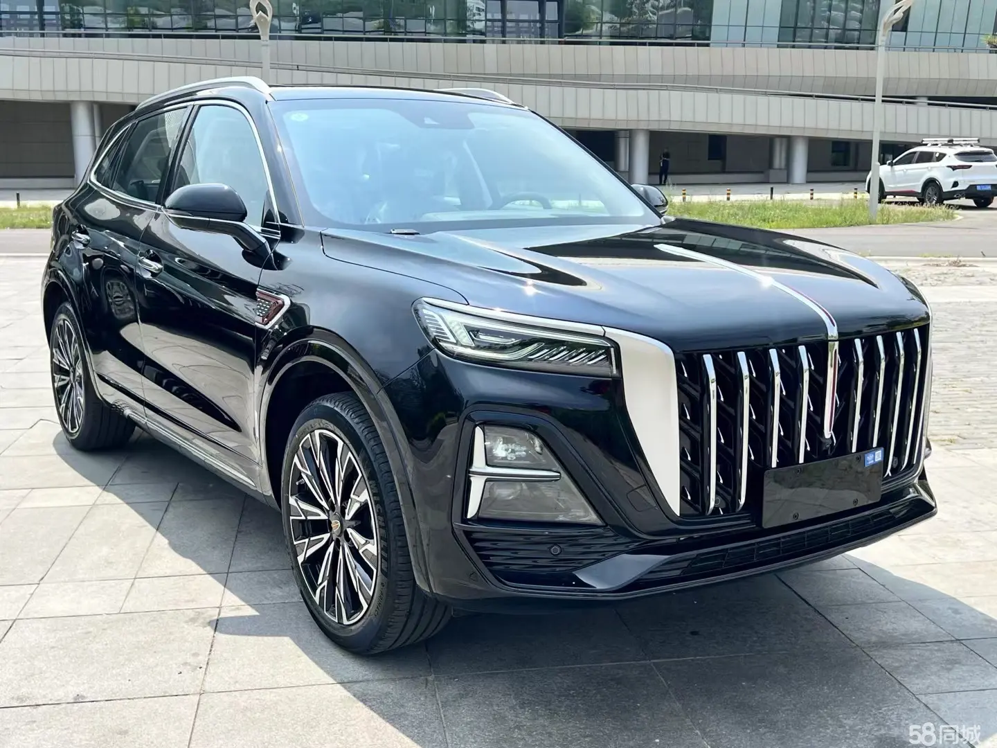 HongQi HS5 2025 #12 HongQi HS5 2025 car image #12