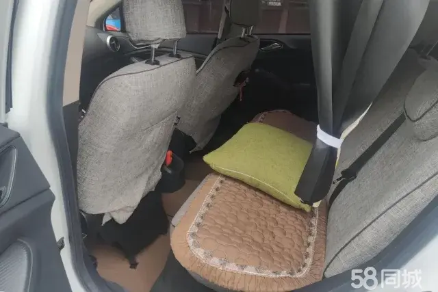 BYD Yuan 2017 صورة سيارة #12