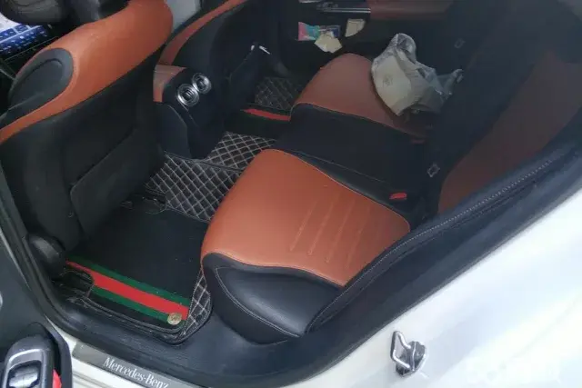 Mercedes-Benz C Class New Energy 2022 car image #12