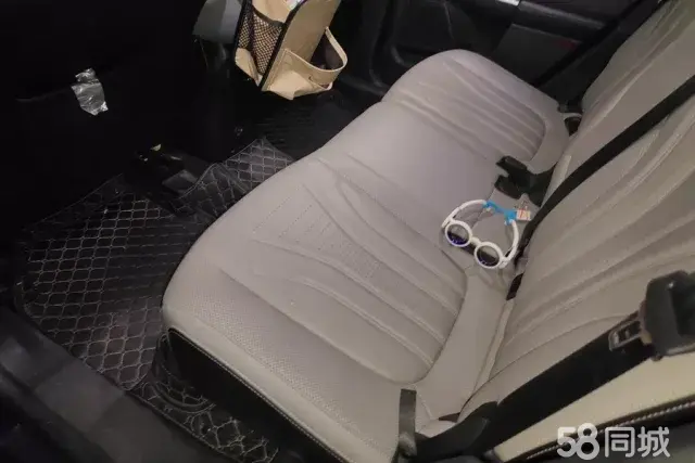 Ford Escape 2022 immagine di auto #12