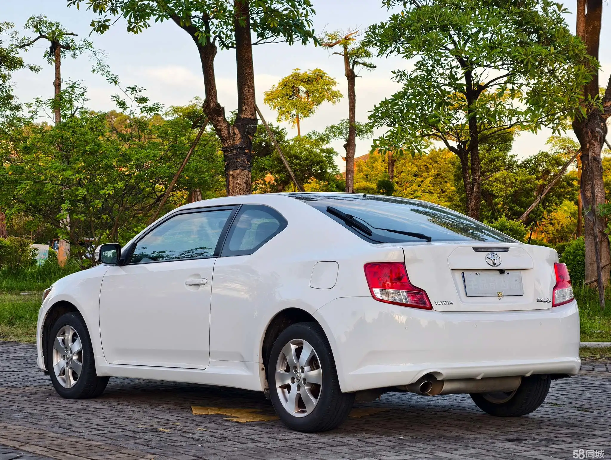 Toyota Zelas 2013 car image #12