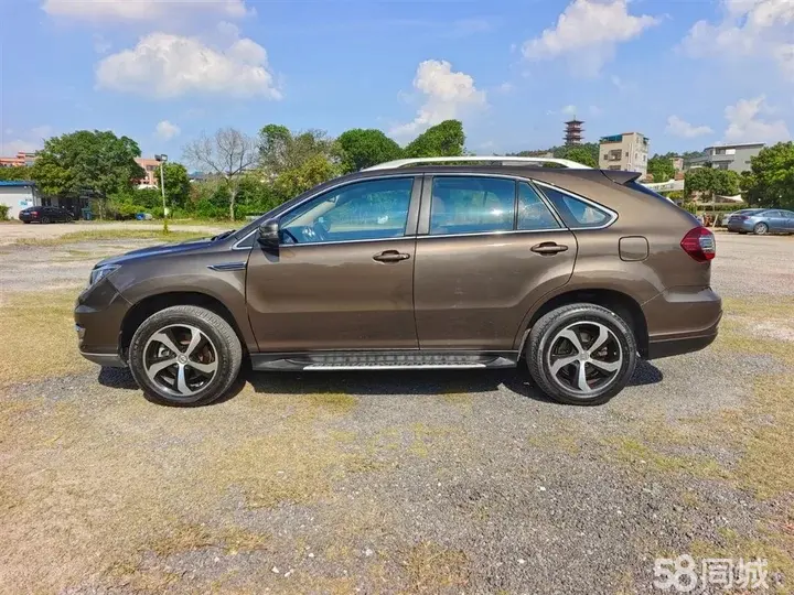 BYD S7 2017 car image #12