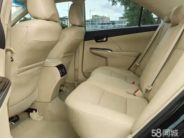 Toyota Camry 2015 car image #12