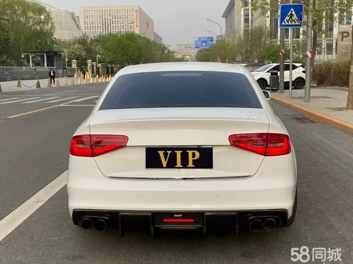 Audi A4 2008 car image #12