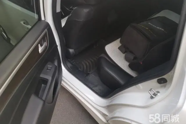 Honda Jade 2016 car image #12