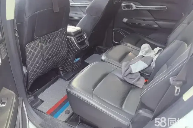 GEELY Okavango 2020 car image #12