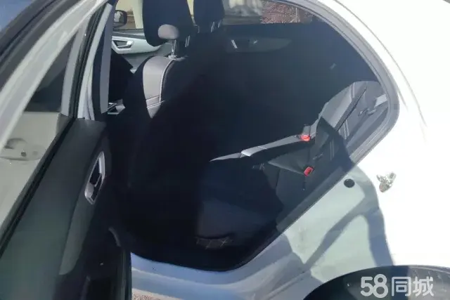 BYD Qin 2020 صورة سيارة #12