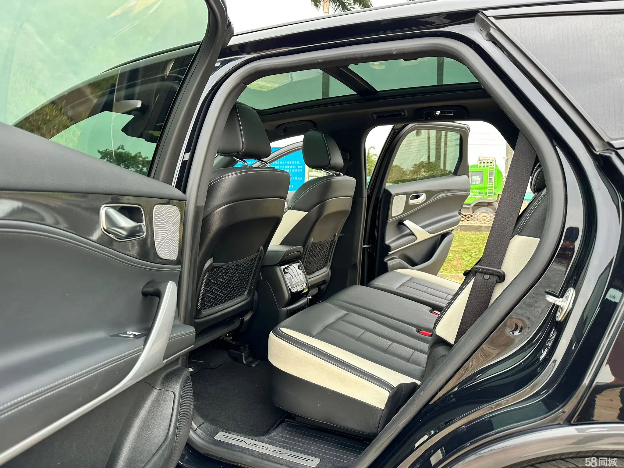 Denza X 2021 изображение автомобиля #12