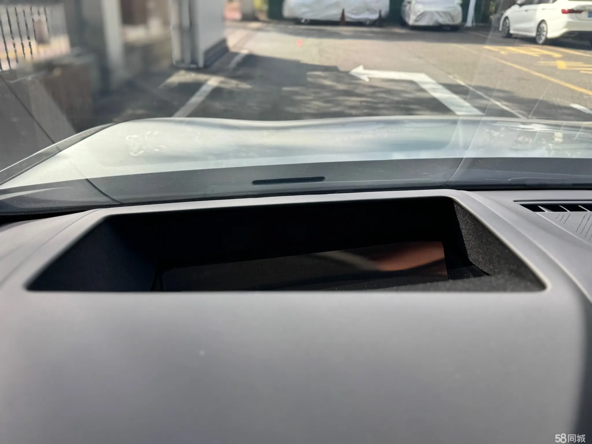 小鹏 小鹏P7 2025 汽车图片 #12