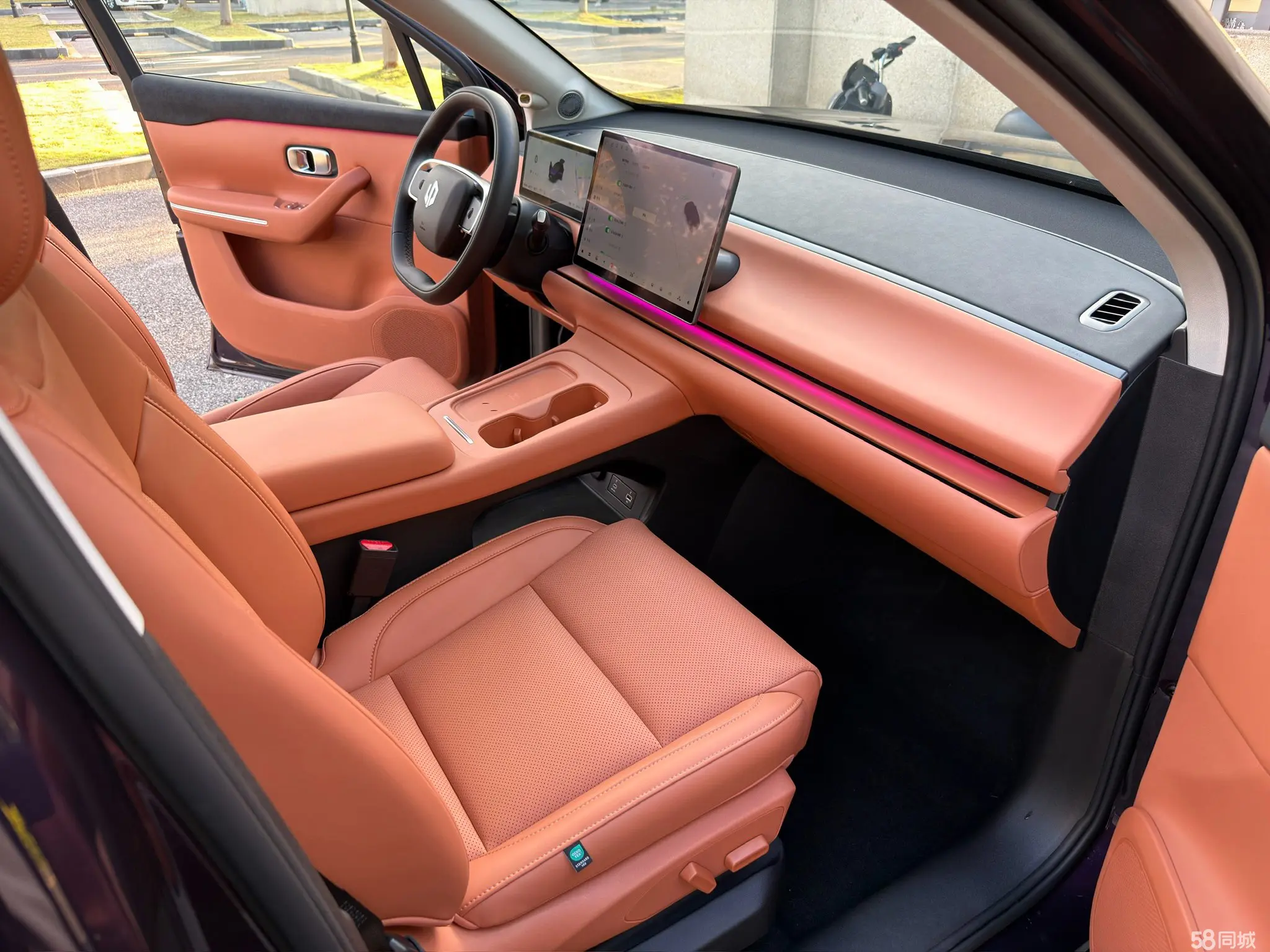 Leapmotor C16 2025 car image #12
