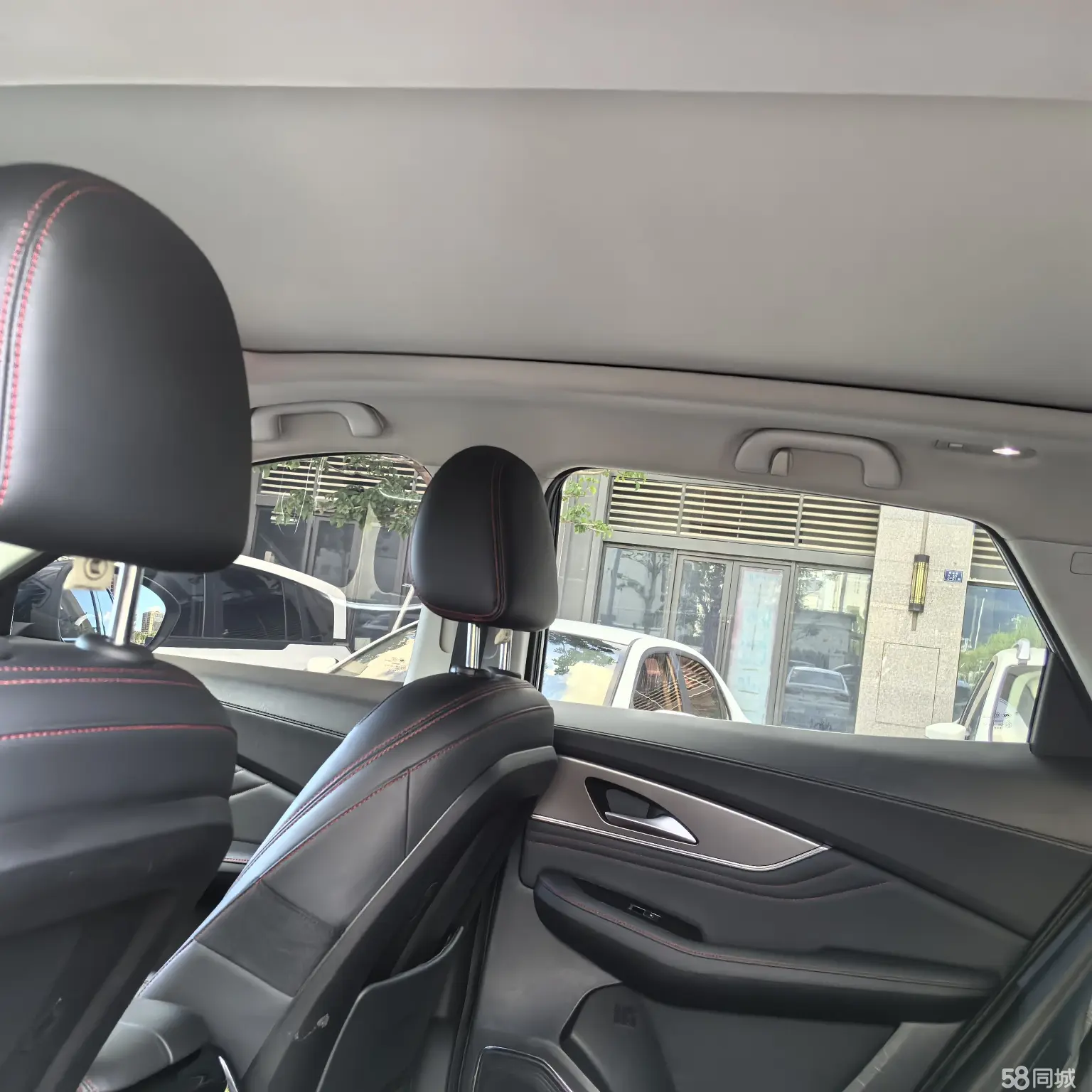 Forthing T5 EVO 2021 car image #12