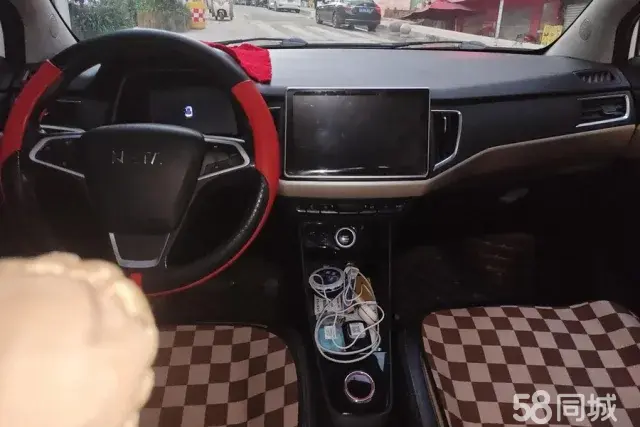 哪吒汽车 哪吒N01 2018 汽车图片 #12