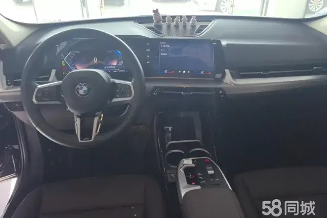 BMW X1 2024 car image #12