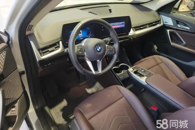 BMW X1 2024 car image #12