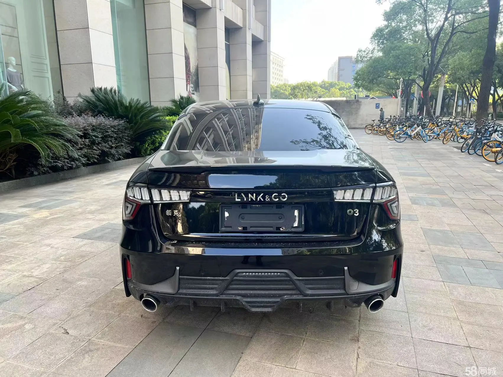 Lynk & Co 03 2019 car image #12