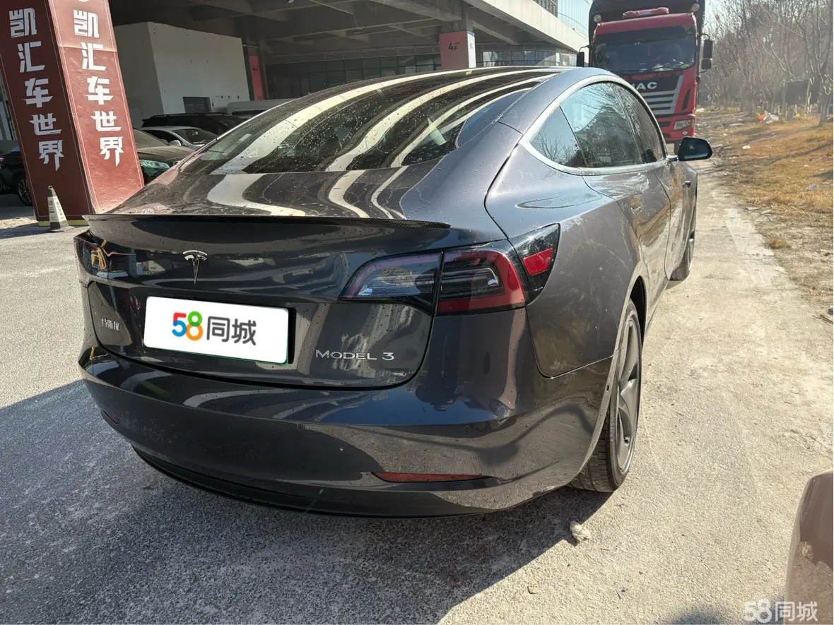 Tesla Model 3 2020 immagine di auto #12