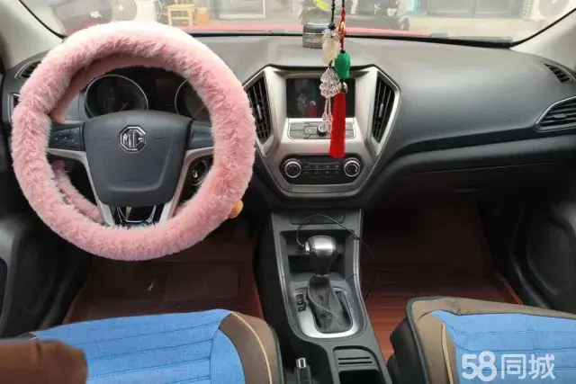 MG GT 2016 car image #12