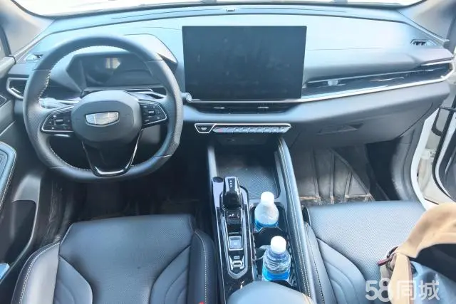GEELY Coolray 2024 car image #12