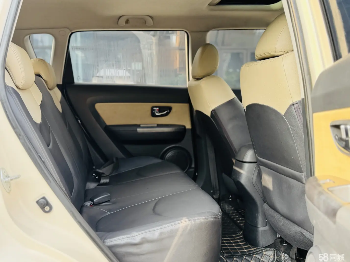 起亚 秀尔 2011 汽车图片 #12