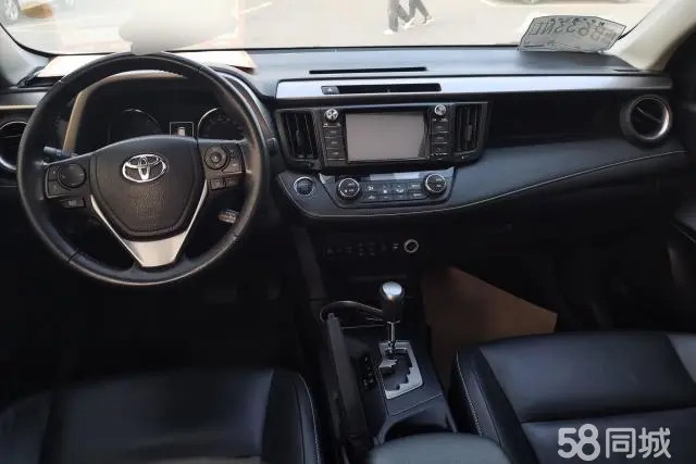 Toyota RAV4 2018 #12 Toyota RAV4 2018 car image #12