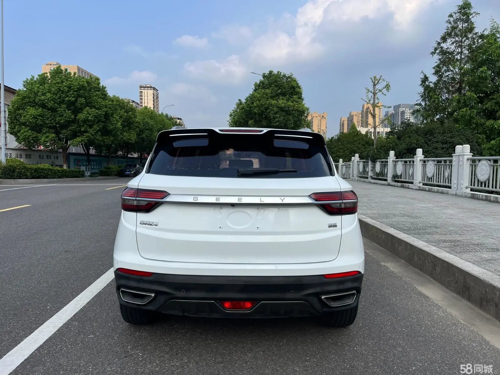 GEELY Coolray 2019 #12 GEELY Coolray 2019 car image #12