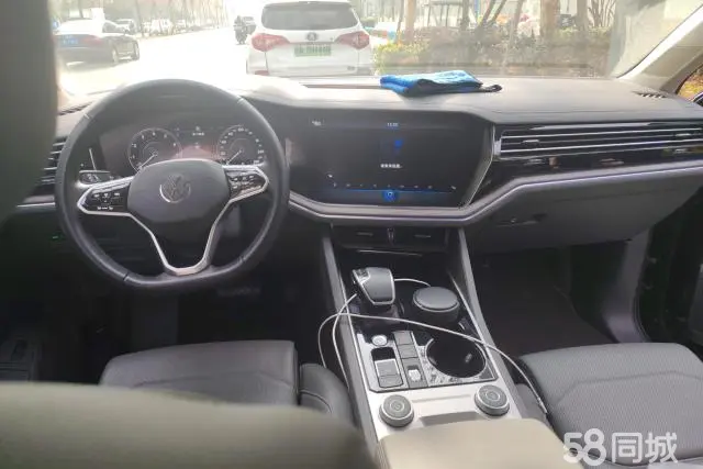 Volkswagen Touareg 2021 immagine di auto #12