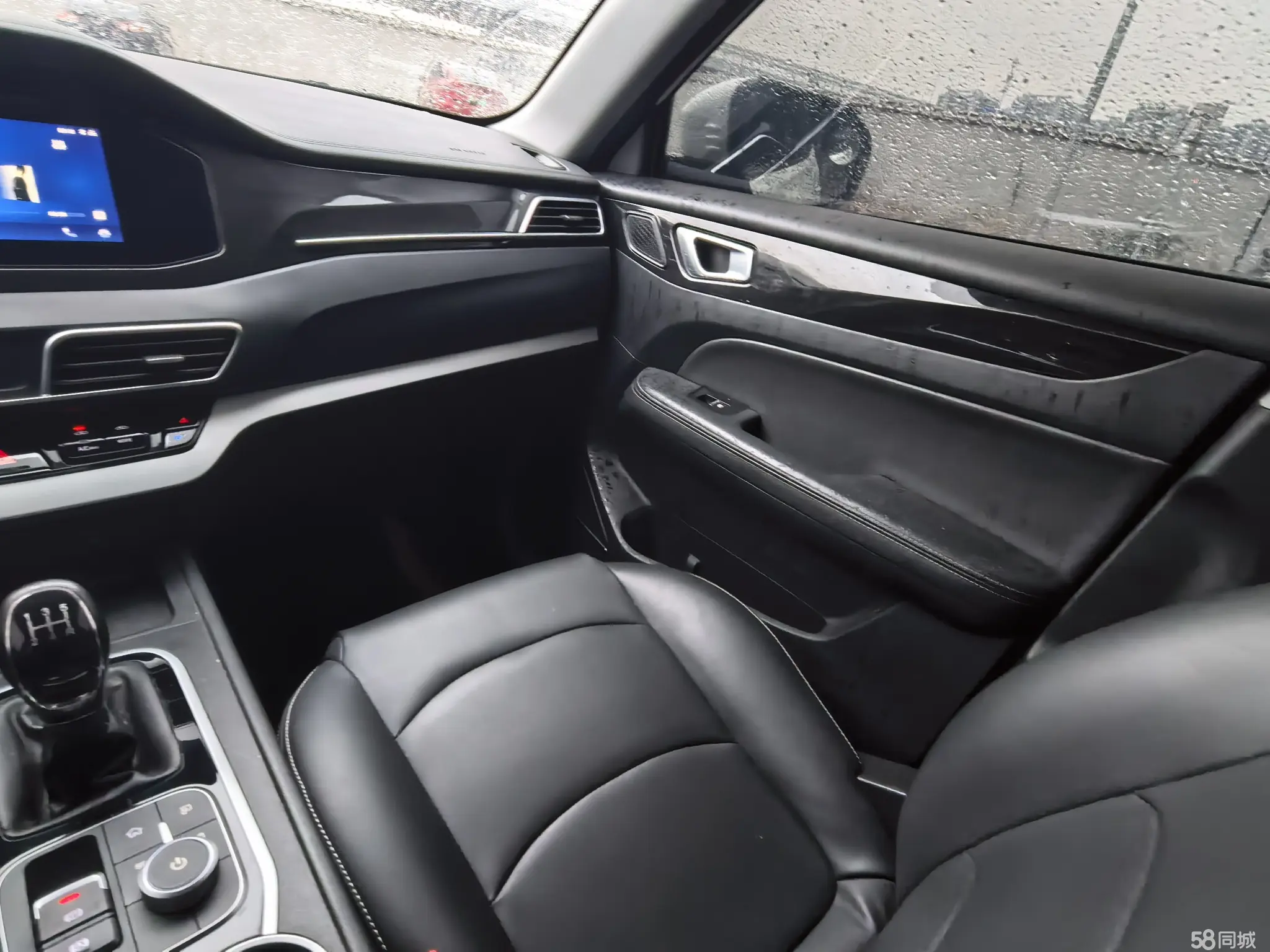 Kaiyi Showjet 2021 #12 Kaiyi Showjet 2021 car image #12