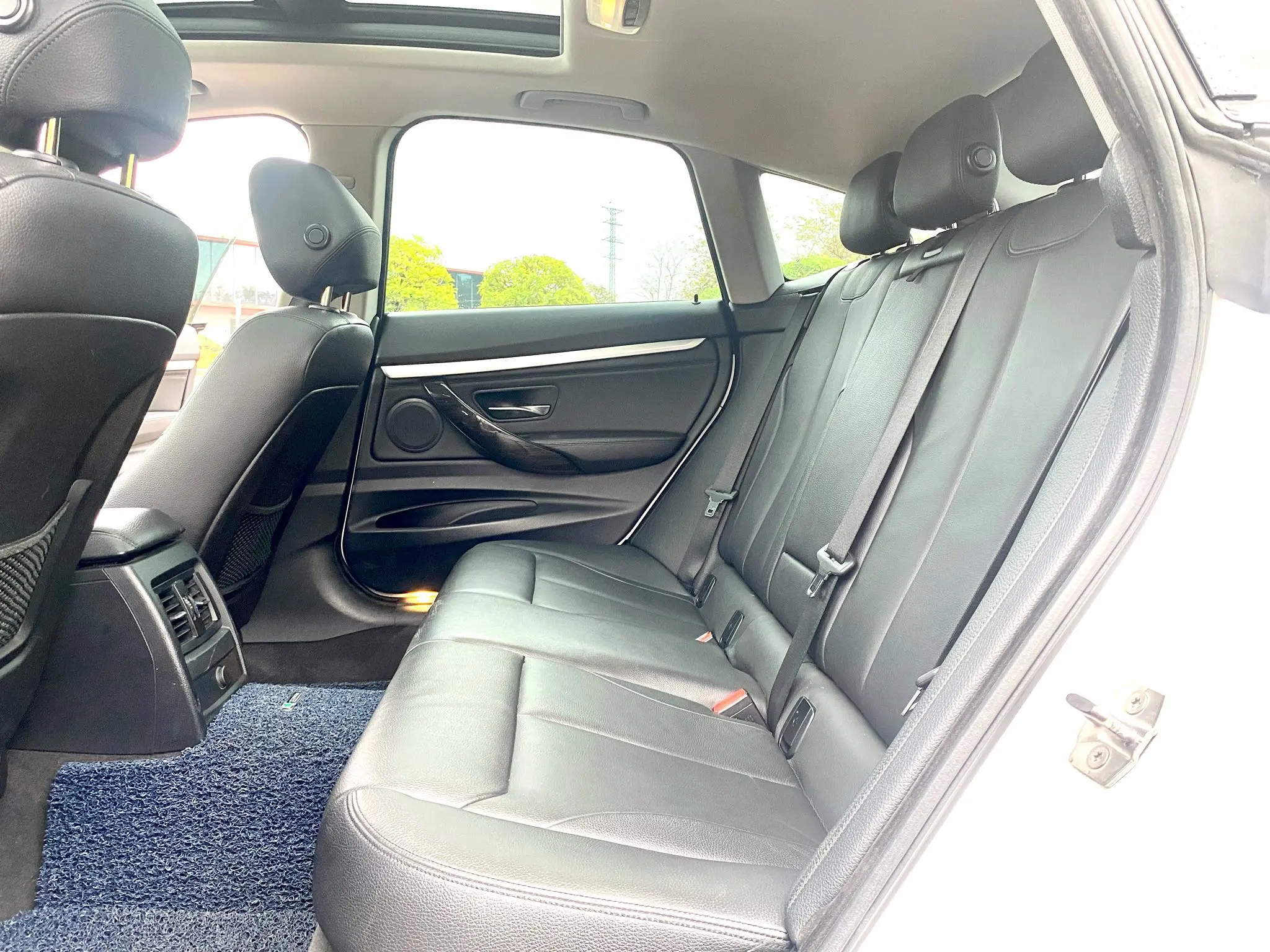 BMW 3 Series GT 2015 immagine di auto #12