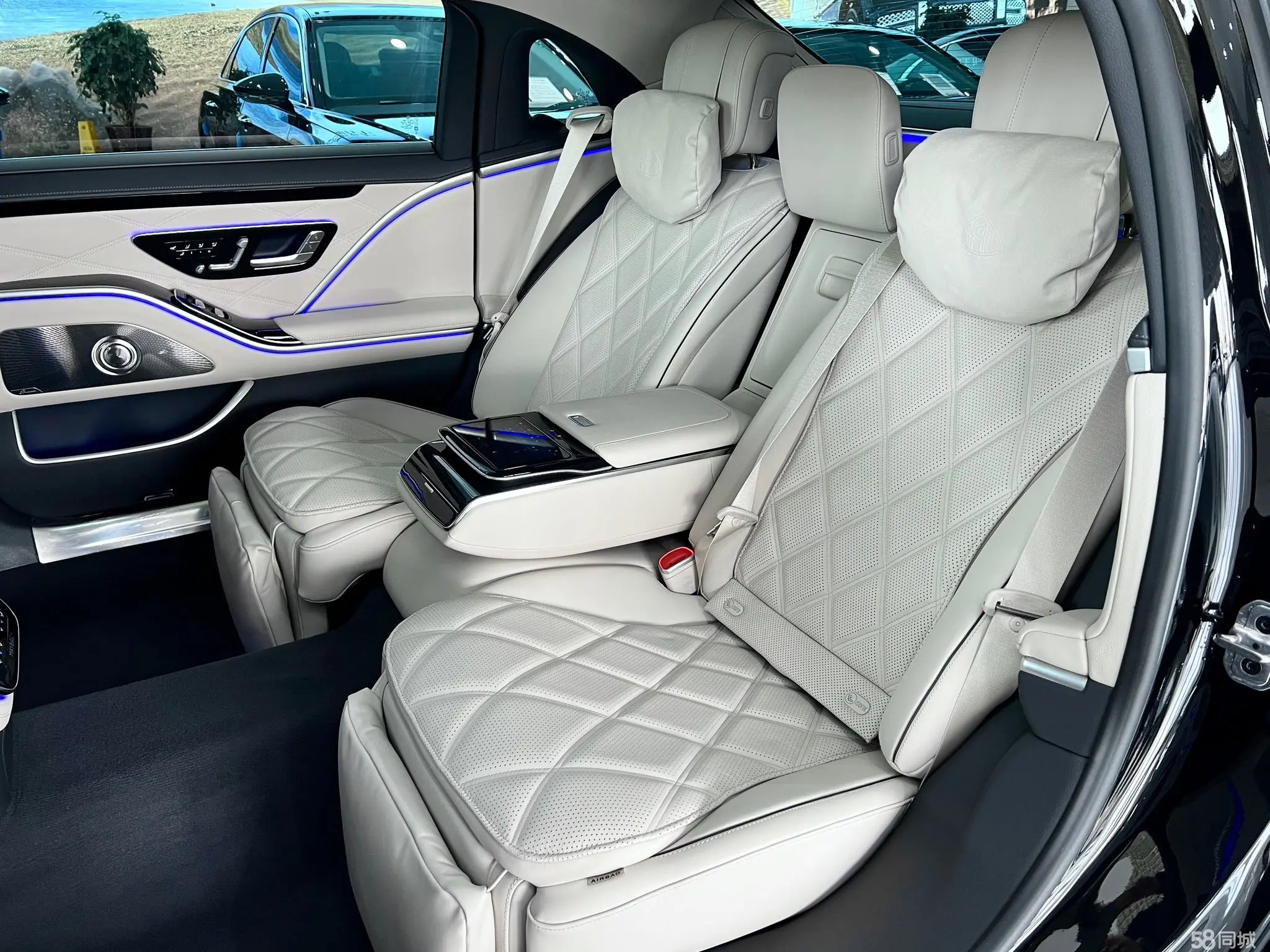 Mercedes-Benz Maybach S Class 2025 #12 Mercedes-Benz Maybach S Class 2025 car image #12