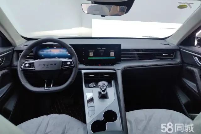 Roewe RX5 New Energy 2025 car image #12