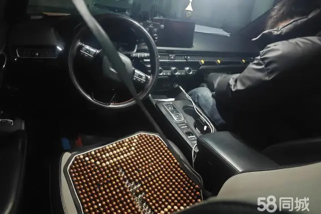 Honda Civic 2022 car image #12