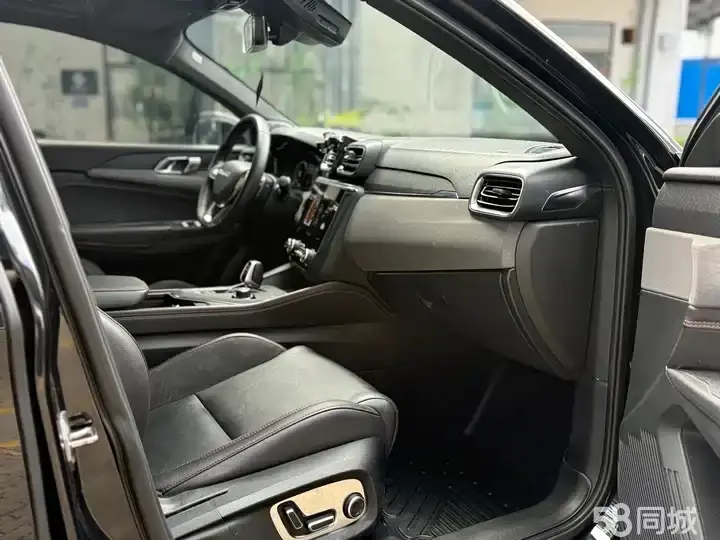Lynk & Co 03 2019 #12 Lynk & Co 03 2019 car image #12