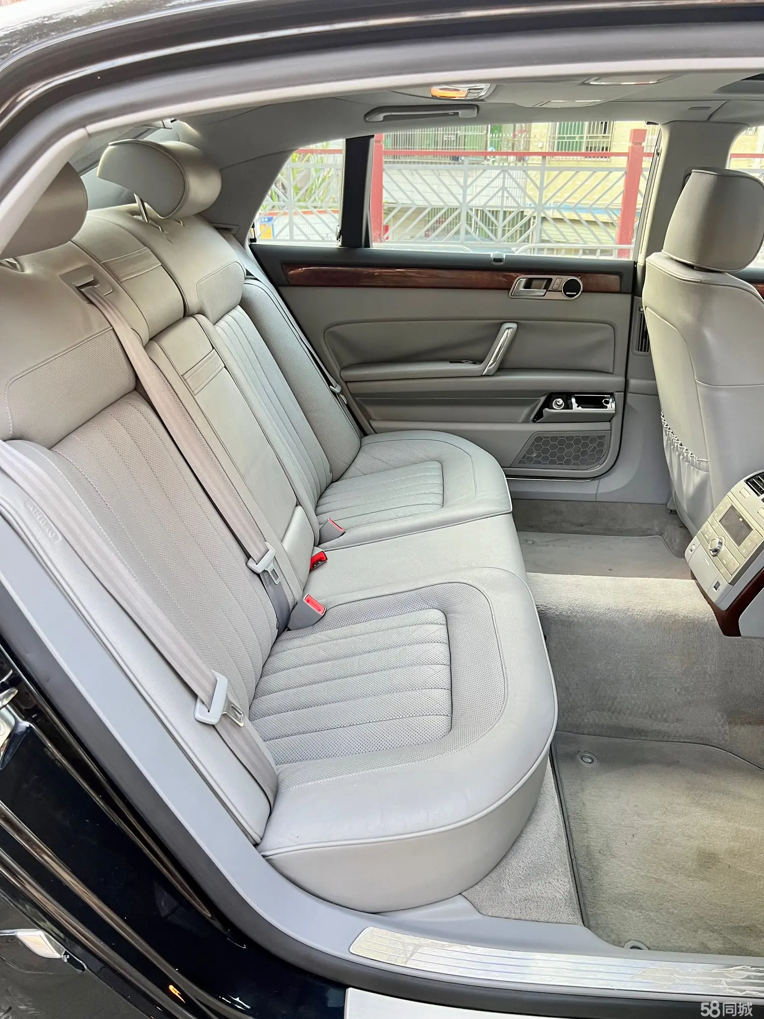 Volkswagen Pheaton 2015 immagine di auto #12