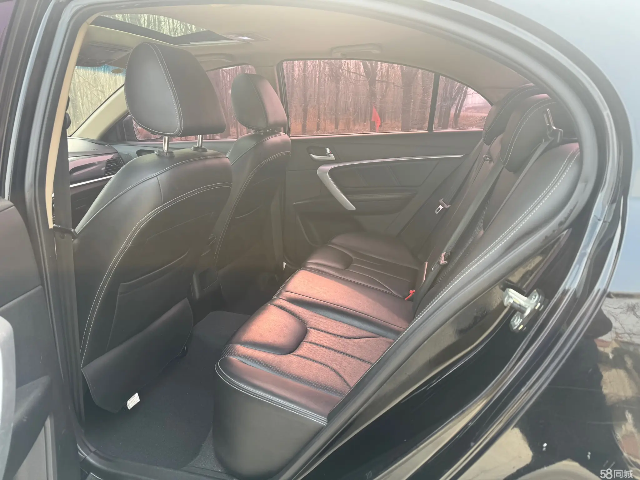 GEELY Emgrand 2017 car image #12