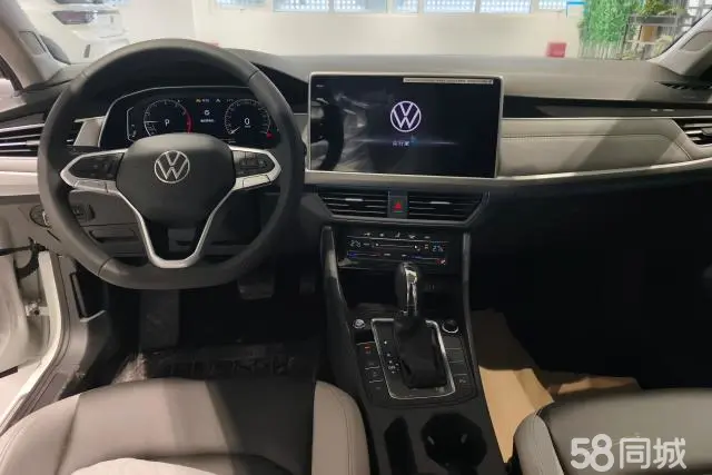 Volkswagen Bora 2025 car image #12