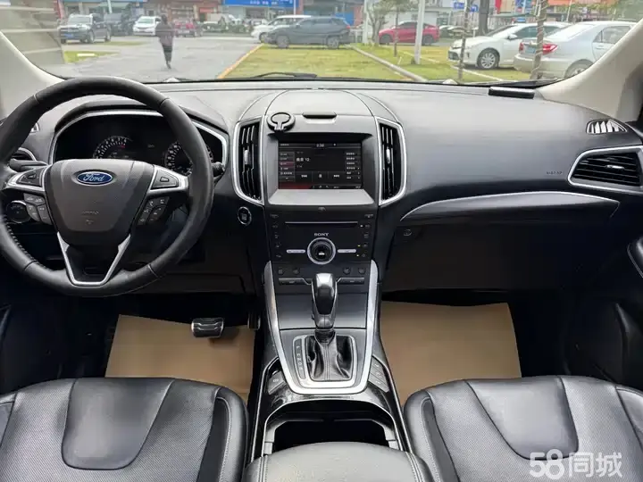 Ford Edge 2015 immagine di auto #12