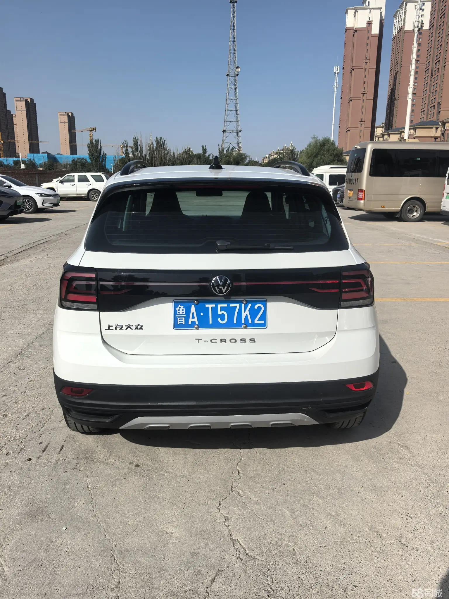 Volkswagen T-Cross 2023 #12 Volkswagen T-Cross 2023 car image #12