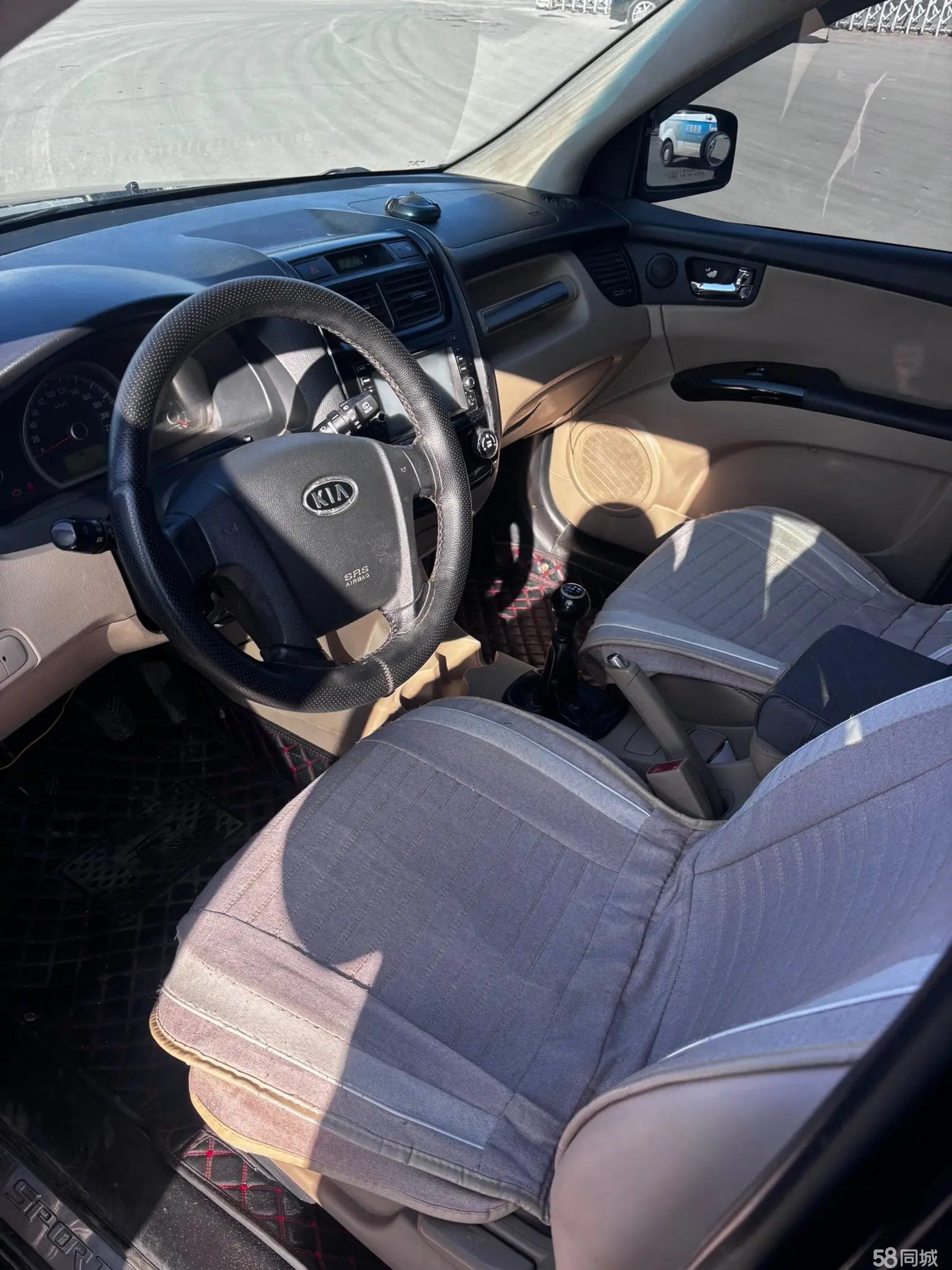 起亚 狮跑 2010 汽车图片 #12