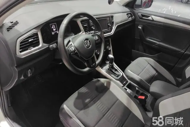 Volkswagen T-Roc 2020 #12 Volkswagen T-Roc 2020 car image #12