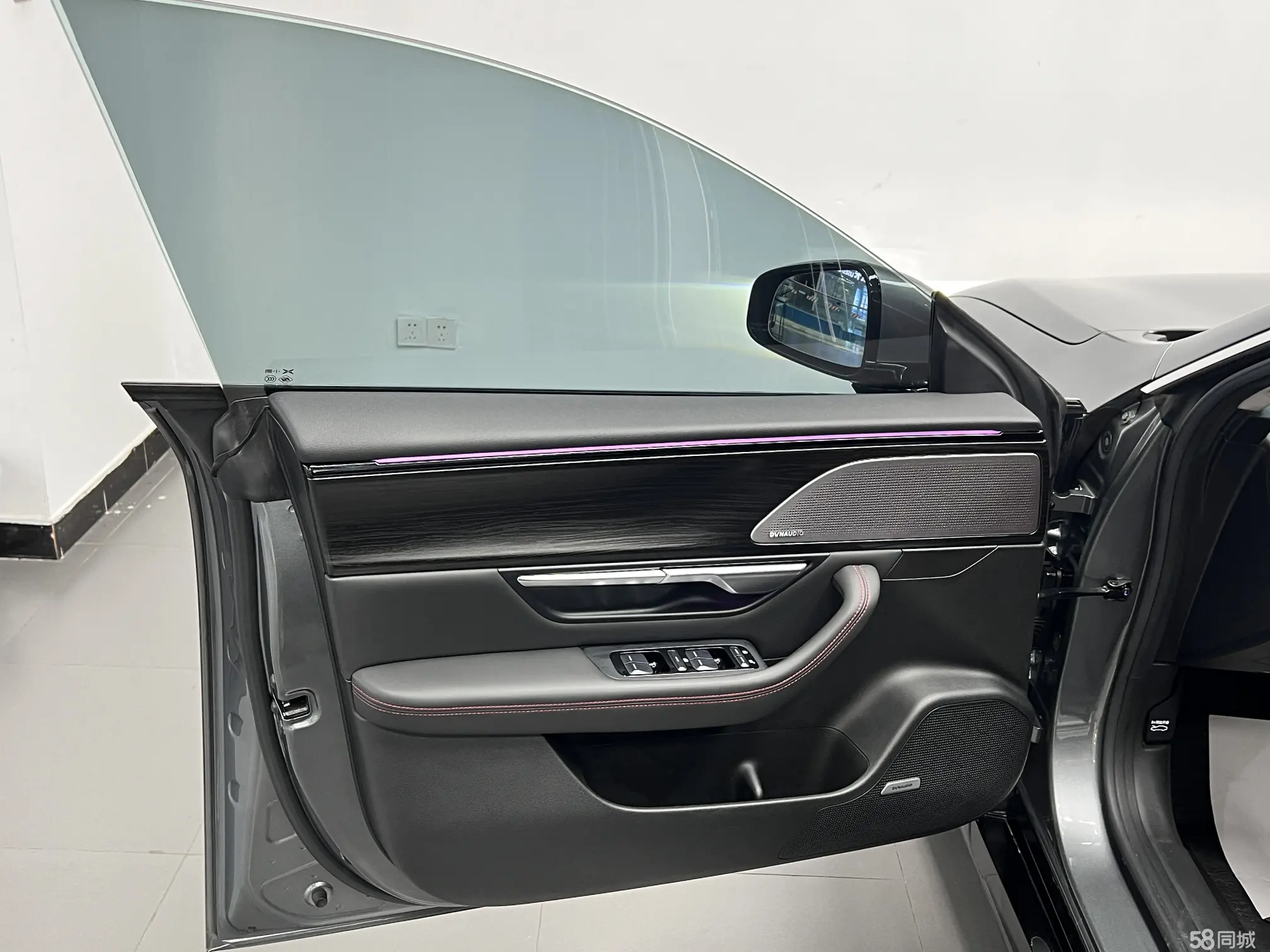 Xpeng P7 2020 imagem de carro #12