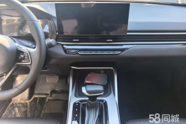 GEELY Emgrand 2025 car image #12