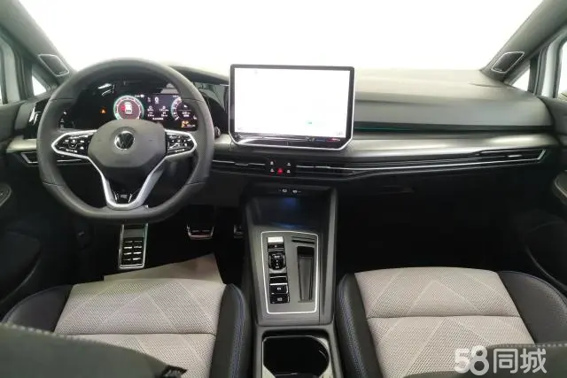 Volkswagen Golf 2024 car image #12