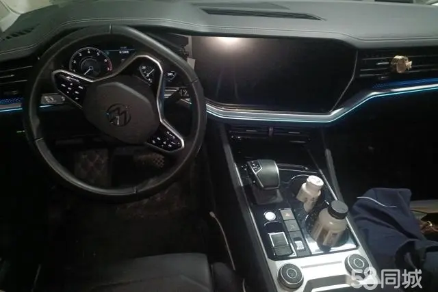 Volkswagen Touareg 2023 immagine di auto #12