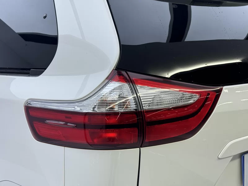 Toyota SIENNA 2019 صورة سيارة #12