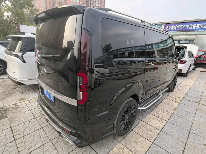 Ford Transit 2024 car image #12