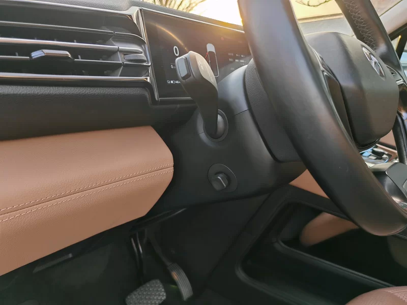 NIO ES8 2018 car image #12