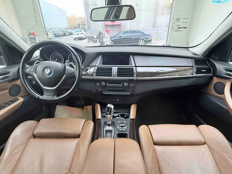 BMW X6 2012 изображение автомобиля #12