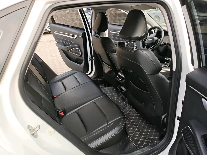 GEELY Emgrand 2022 #12 GEELY Emgrand 2022 car image #12